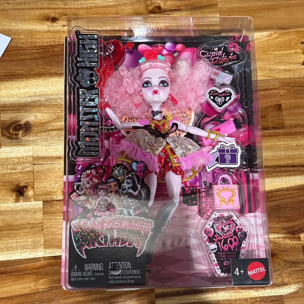 Mattel Monster High Cupid Asteria Doll - Pink, Red, Gold